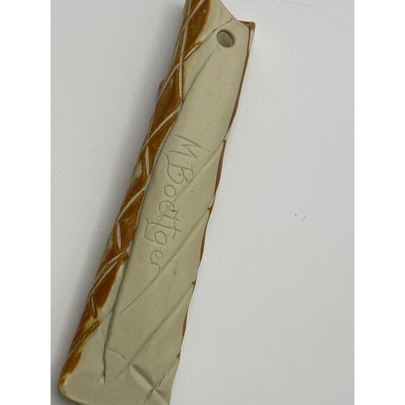 Handmade Ceramic Wall Pocket With Swirl Detailing - Picture 5 of 9